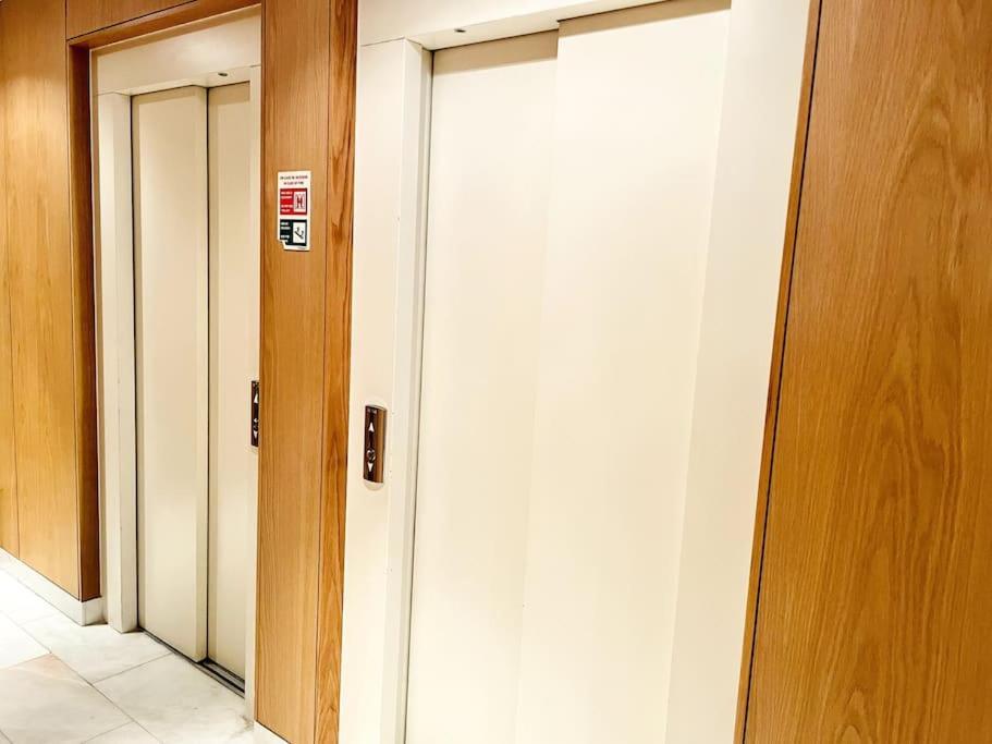 Airport Expo Apartment Lissabon Buitenkant foto